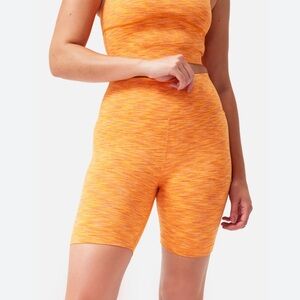 Outdoor Voices Set Flow 7” Short and Matching Flow Crop Top - Orange